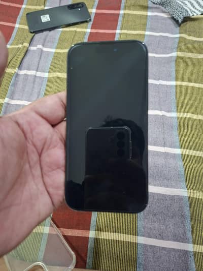 Apple iPhone 15