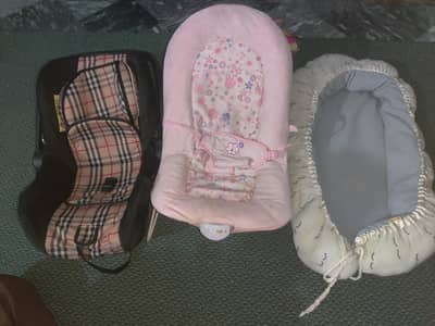 Baby bouncer and Baby nest in only 3500