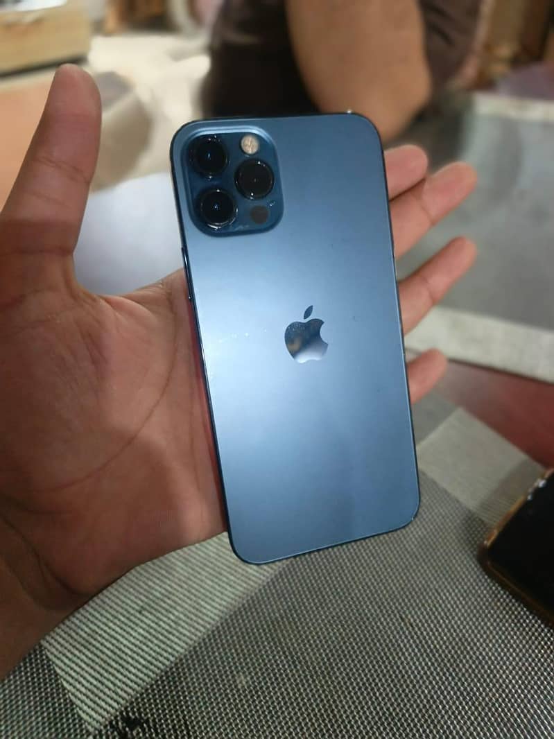 Apple iPhone 12 Pro 1