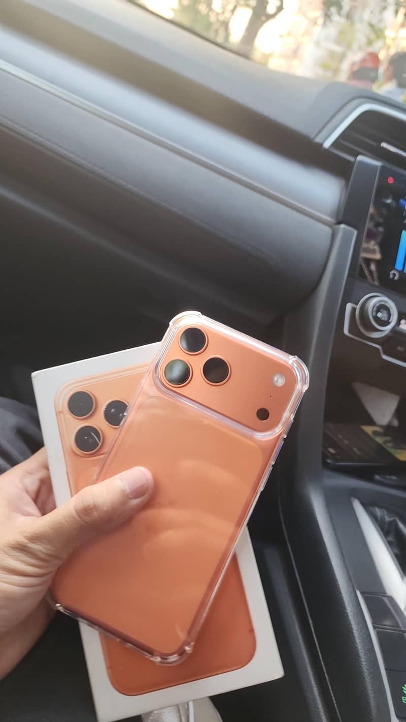 Apple iPhone 17 Pro Max 0