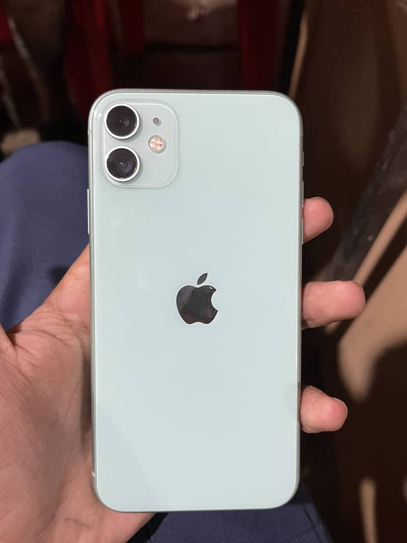Apple iPhone 11 3