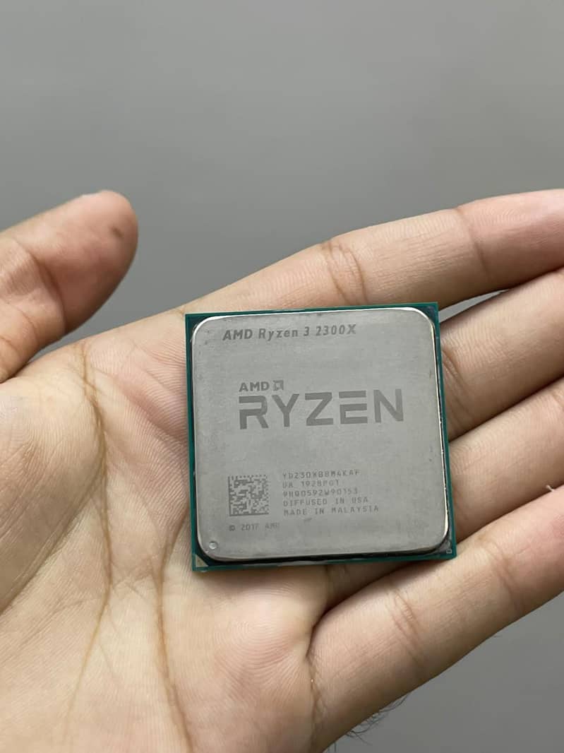 AMD Ryzen 3 2300x Quad-Core processor 5
