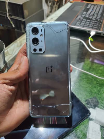 One Plus 9 Pro 5g