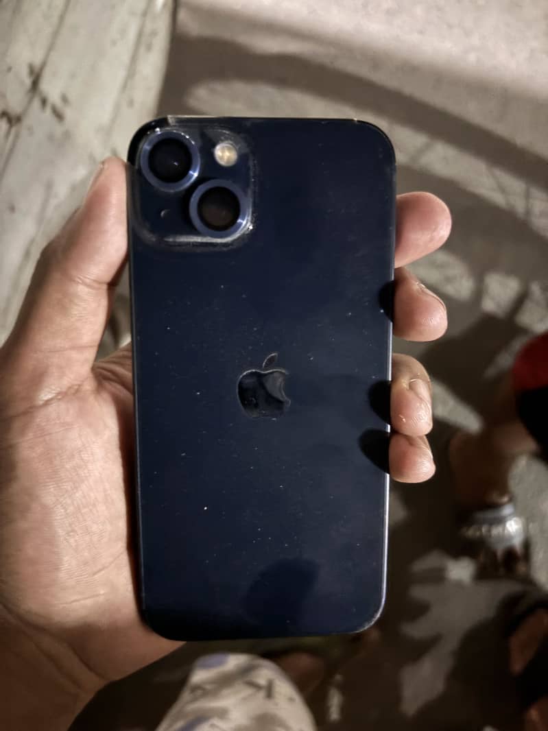 Apple iPhone 13 1