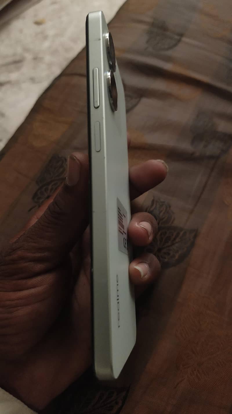 Realme Note 60x 1