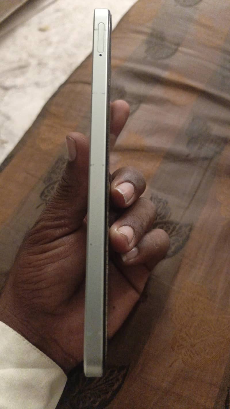 Realme Note 60x 2