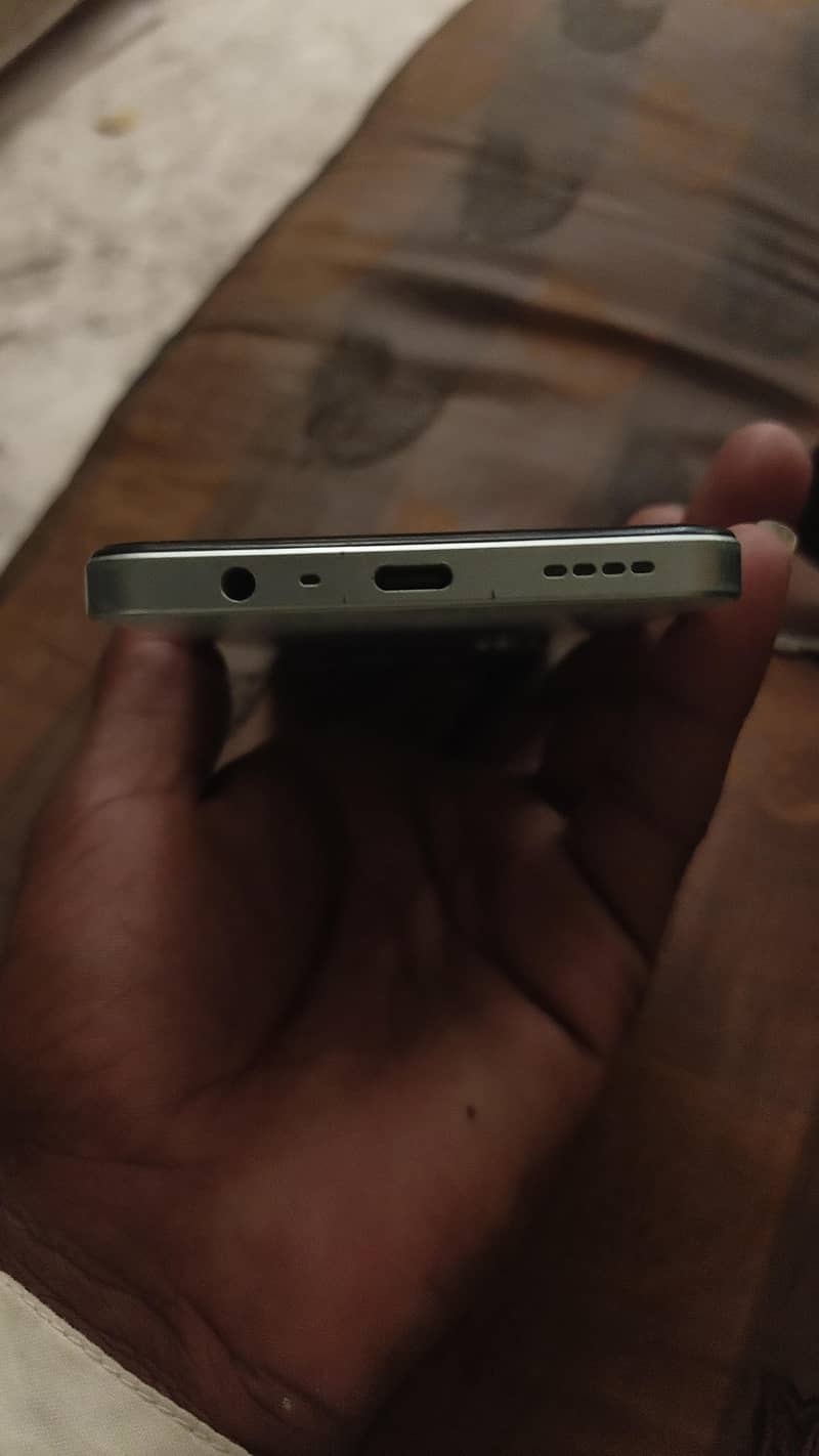Realme Note 60x 6