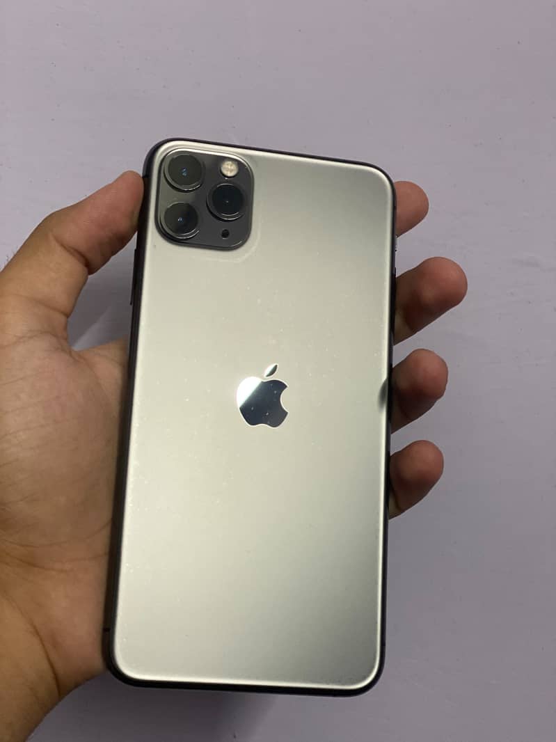 Apple iPhone 11 Pro Max 0