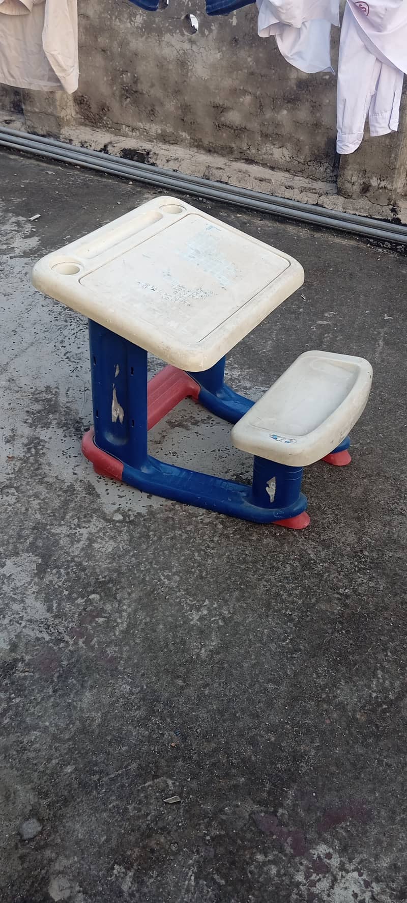 Kids Study Table 0