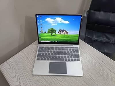 Microsoft Surface Laptop Go Core i5 10th gen 8gb Ram 256 SSD