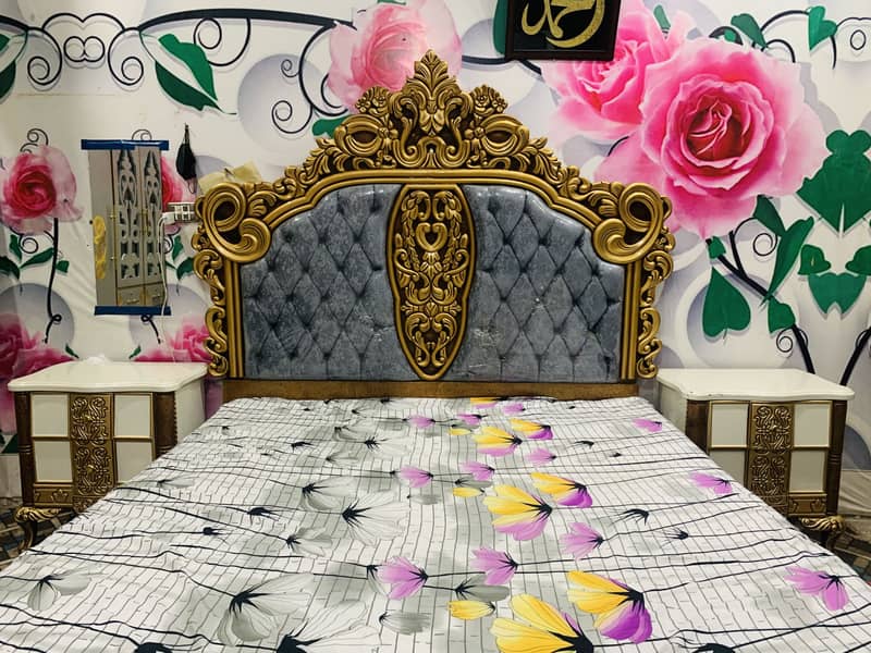 King size double bed 1