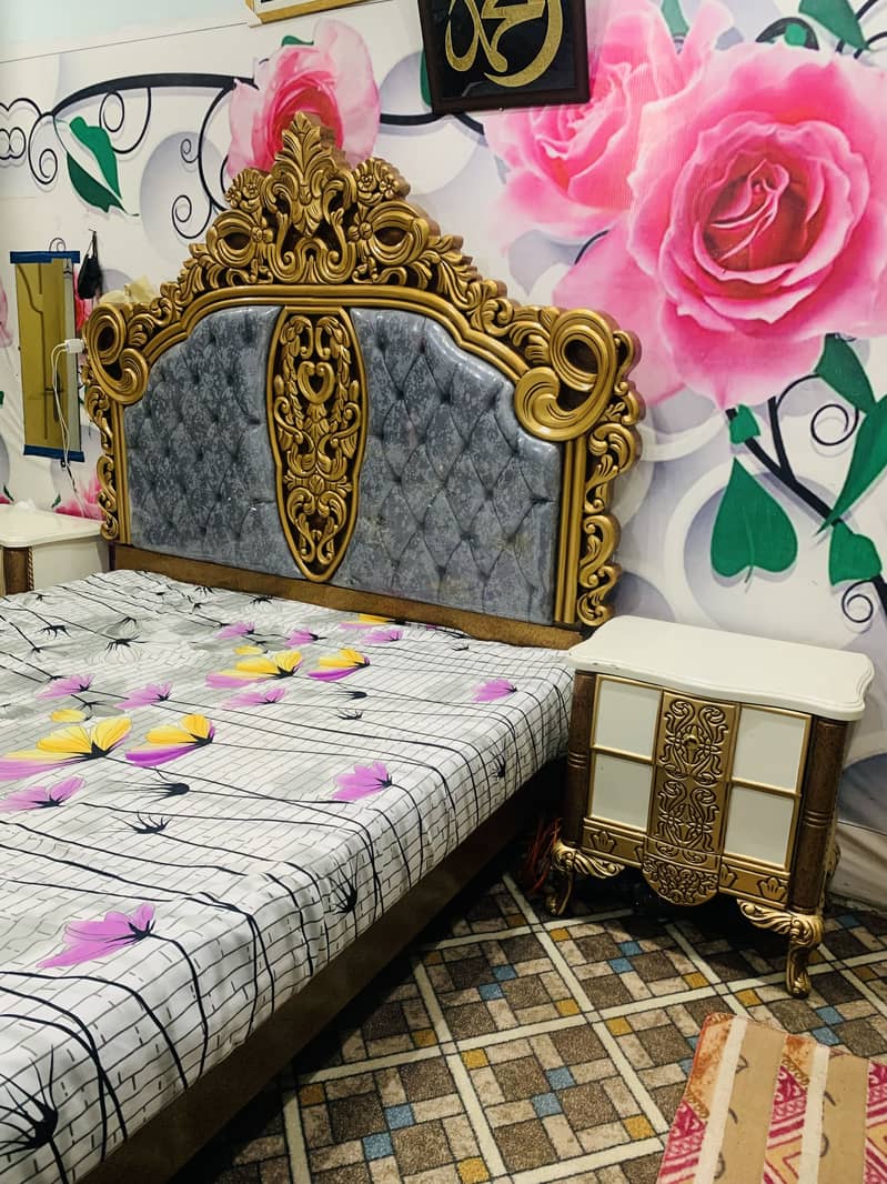 King size double bed 2