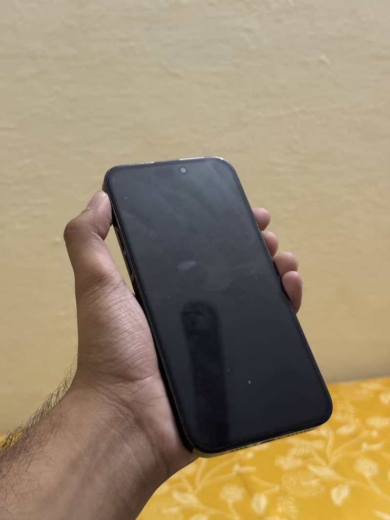 Apple iPhone 14 Pro Max 2