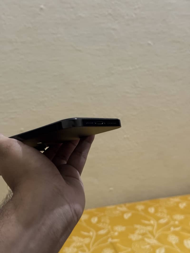 Apple iPhone 14 Pro Max 3