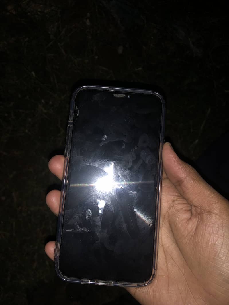 Apple iPhone 11 Pro 1