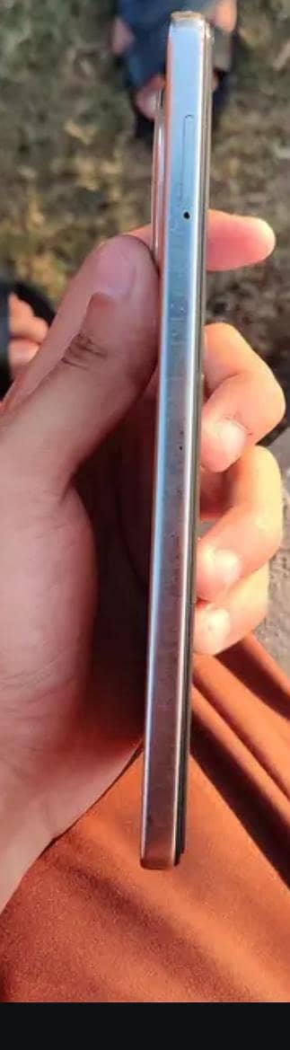 Tecno CAMON 30 1