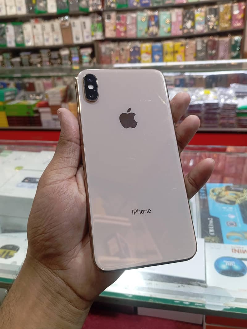 Apple iPhone XS Max 0