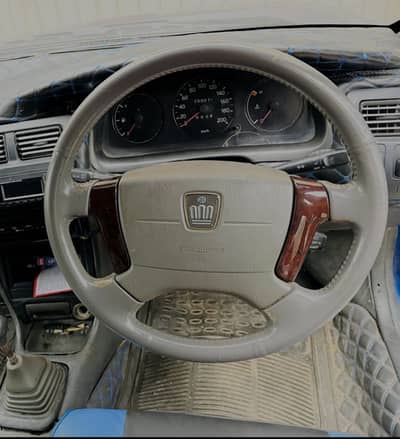 Crown stearing wheel