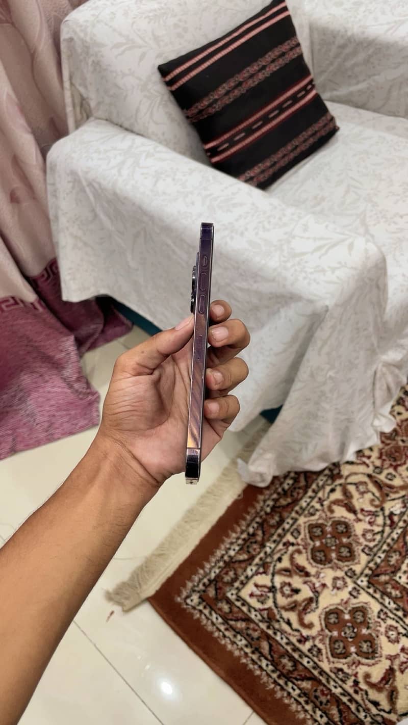 IPhone 14 pro max 3