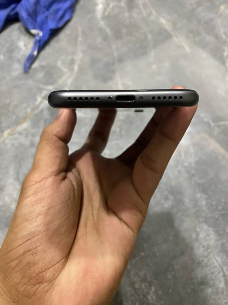 Apple iPhone 8 2