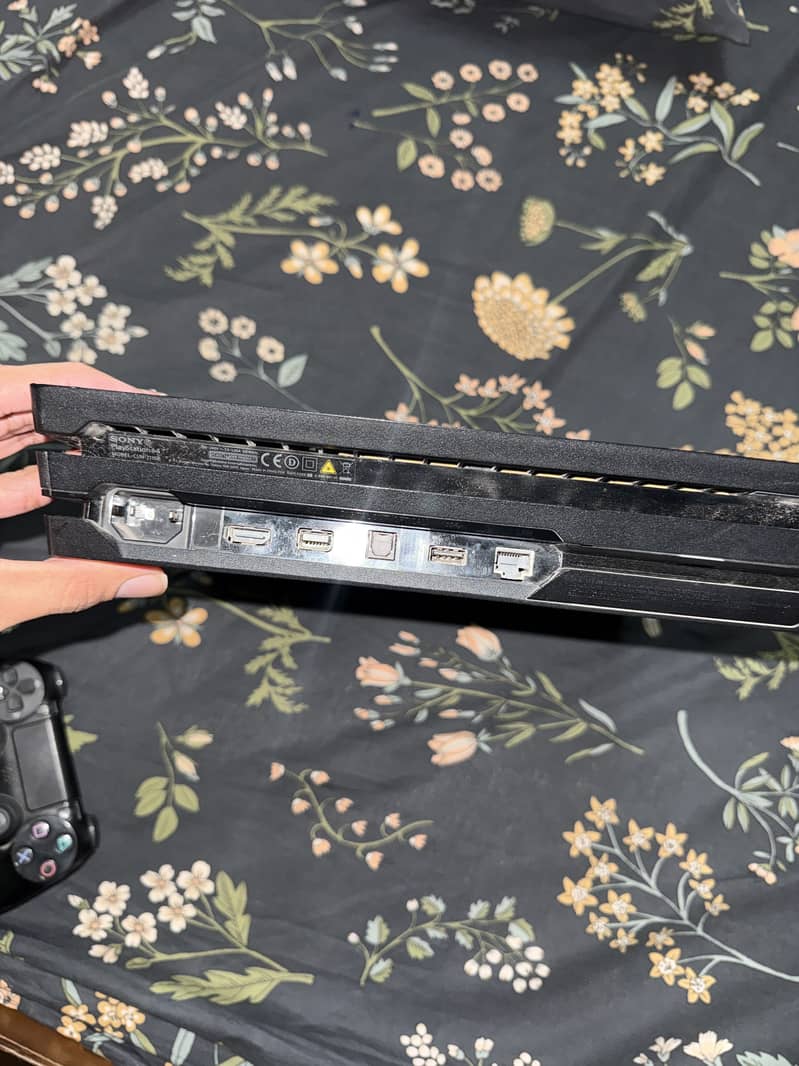 Ps4 pro 4