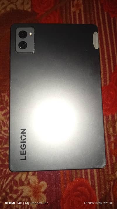 moto edge 30 pro 12 256gb Lenovo legion tablet 12 256gb