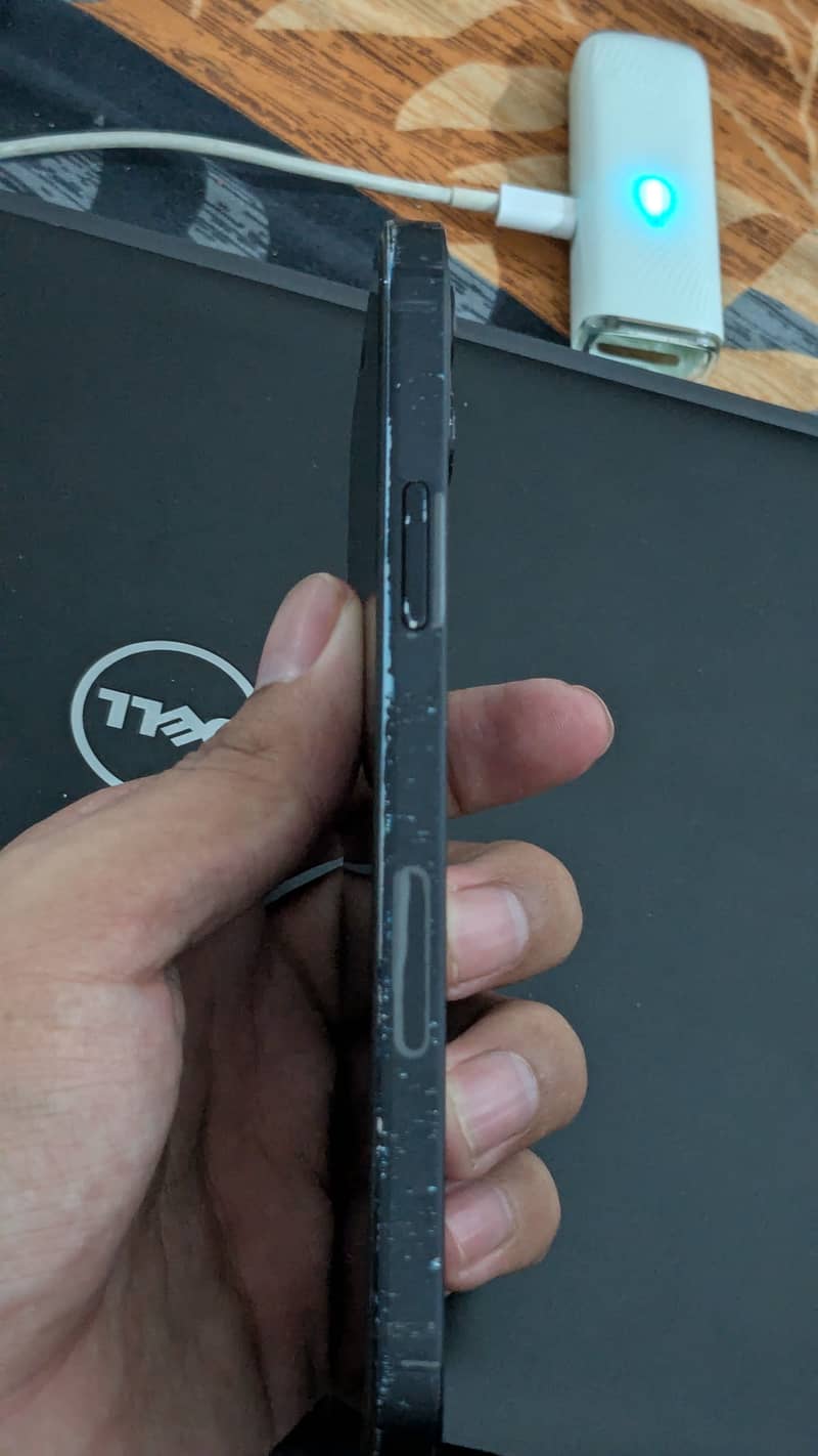 Apple iPhone 12 1