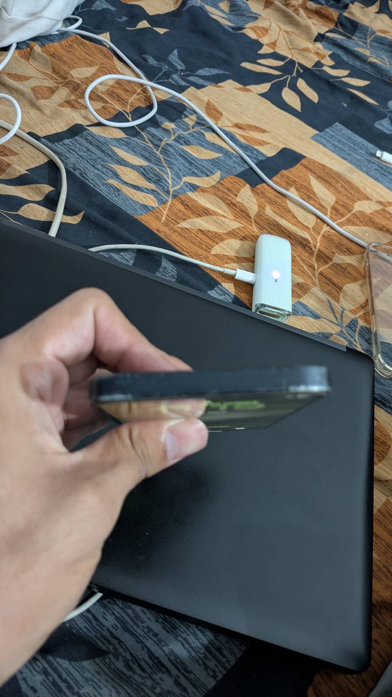 Apple iPhone 12 3