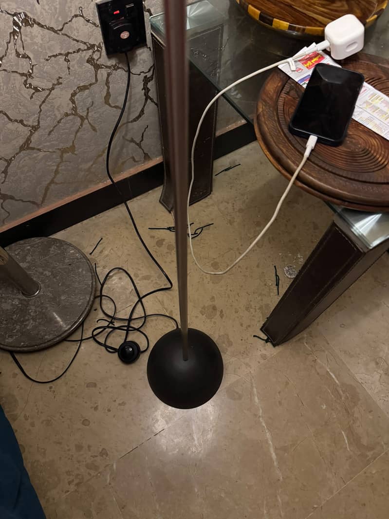 Floor Lamp 4