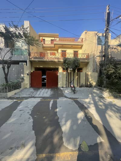 House for Sale — Prime Location, Spacious & Move-In Ready
