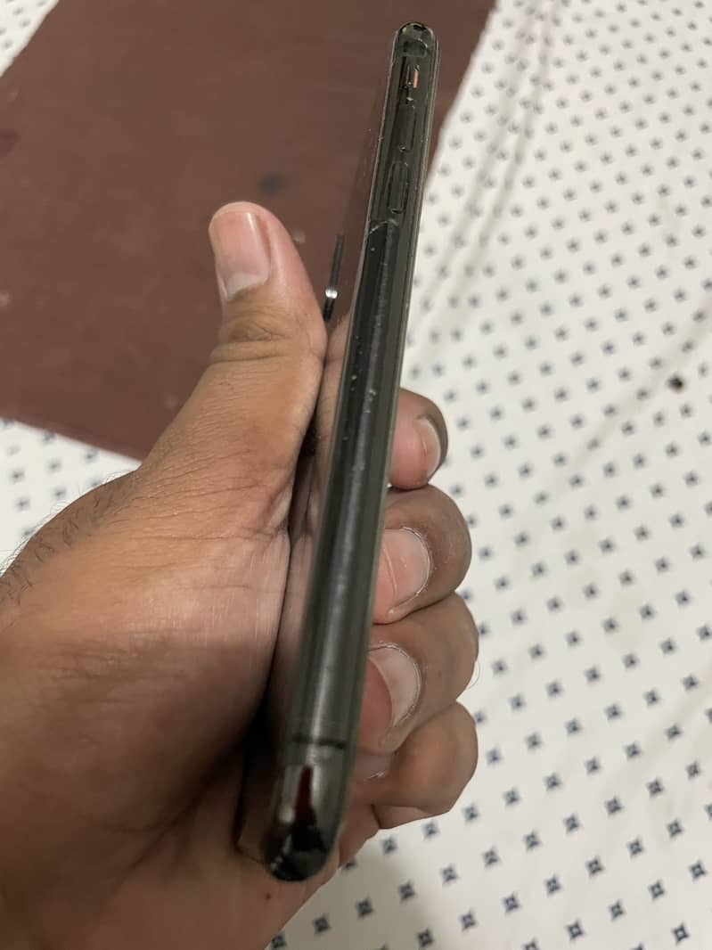 Apple iPhone X 1