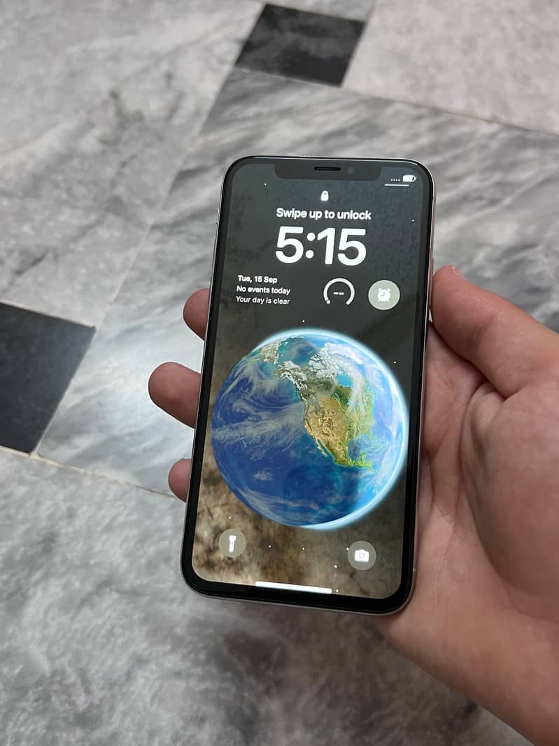 Apple iPhone X 1
