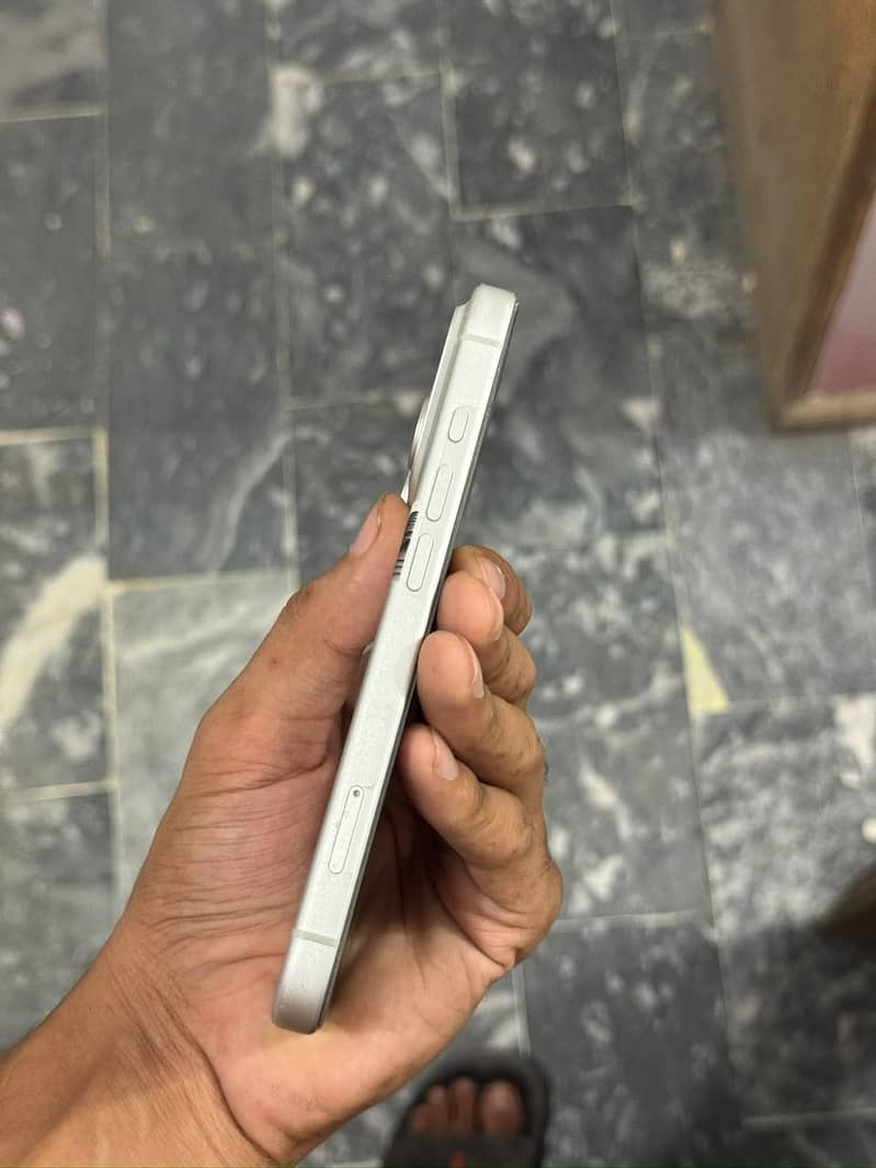 Apple iPhone 17 Pro 1