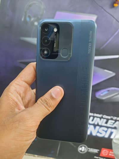 Tecno Spark 8C