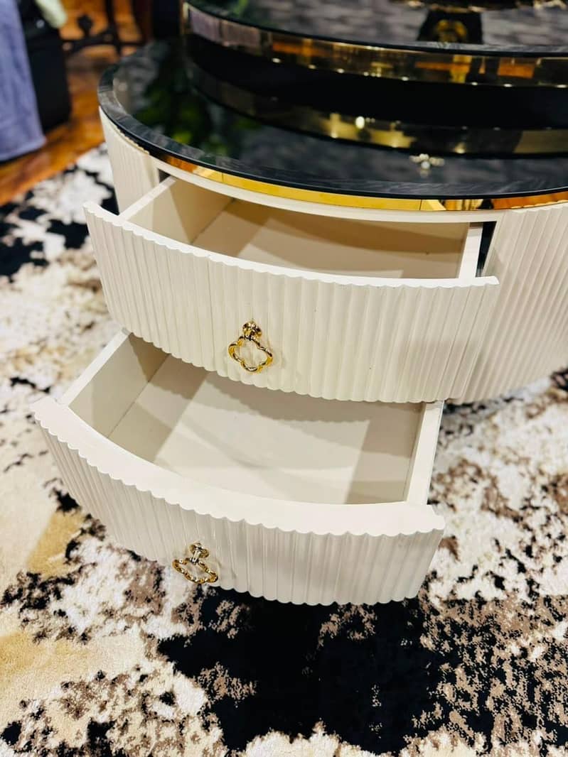 Centre Table Electroplated Gold 3