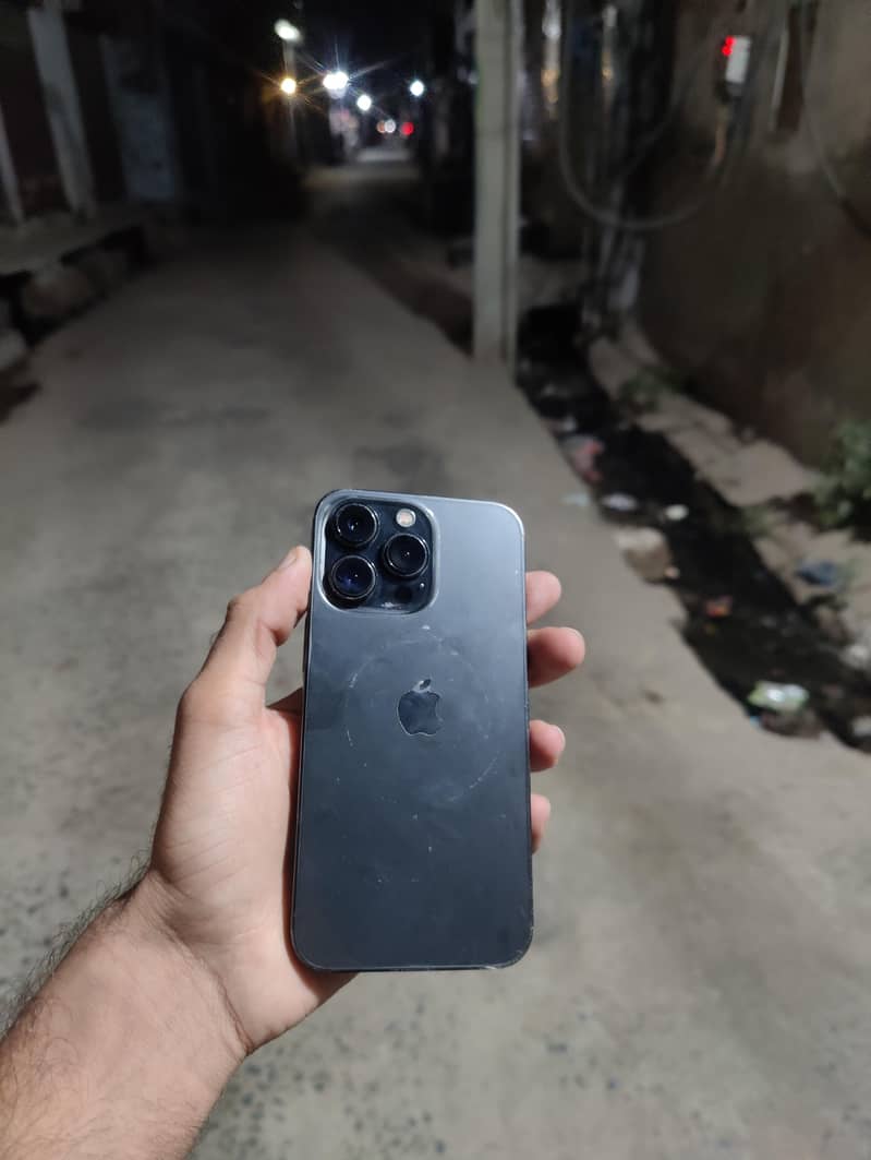 Apple iPhone 13 Pro 0
