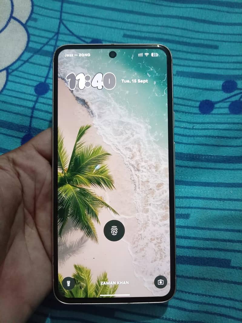 Google Pixel 8 5