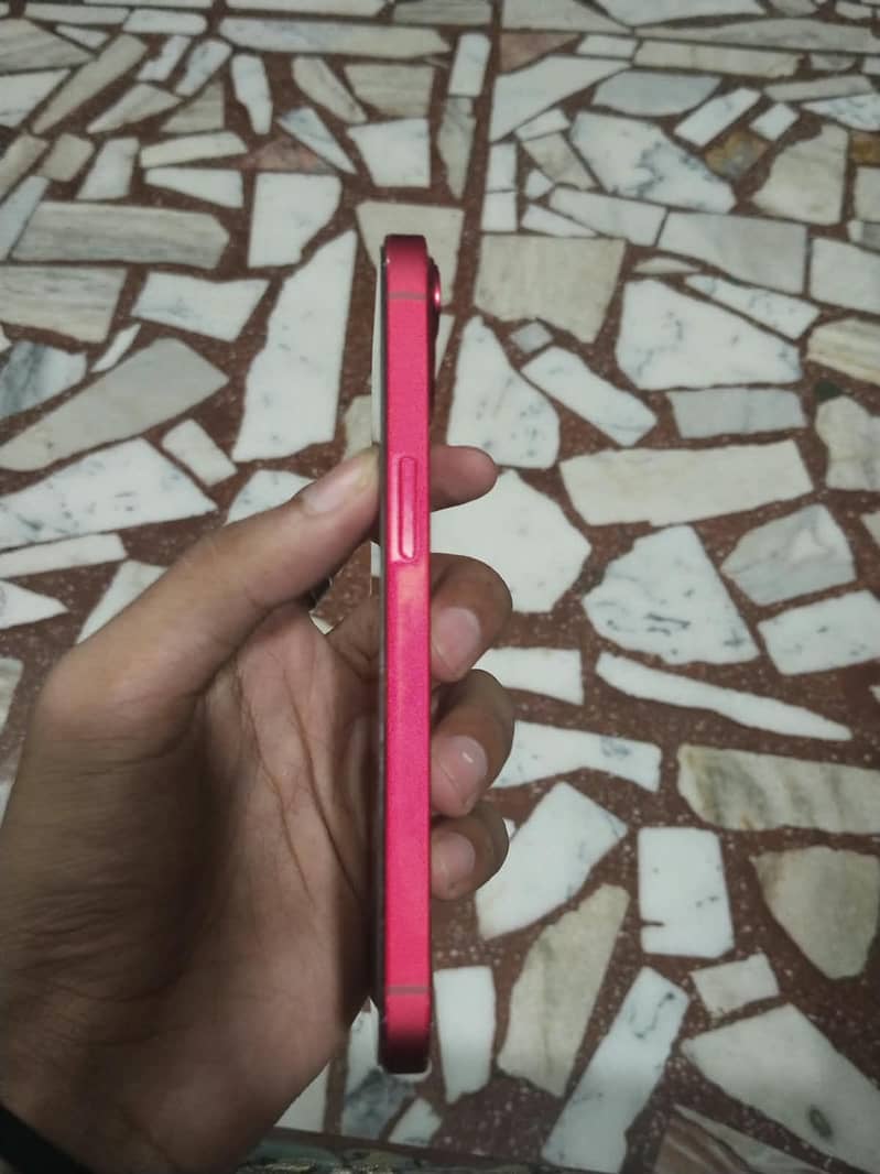 Apple iPhone 13 3
