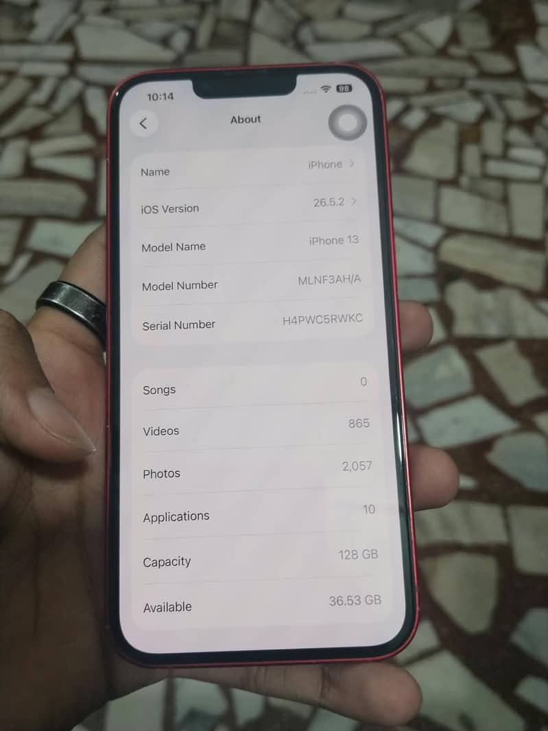 Apple iPhone 13 9