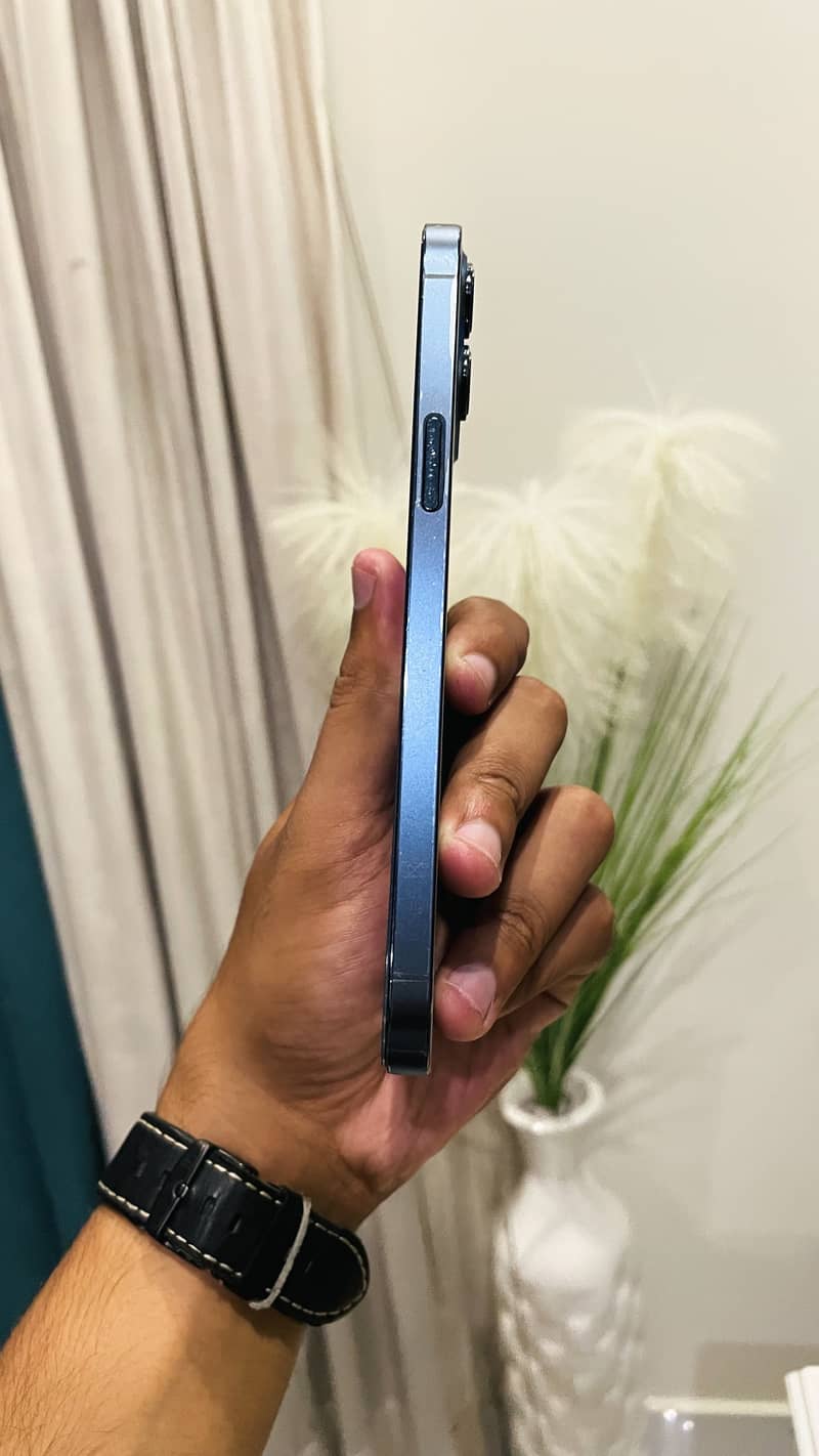 iPhone 12 Pro Max READ ADD FIRST ! 2