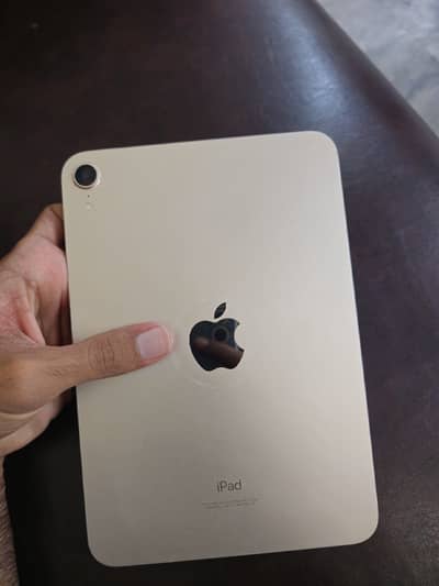 Ipad Mini 6 with box 10/10 Urgent Sell