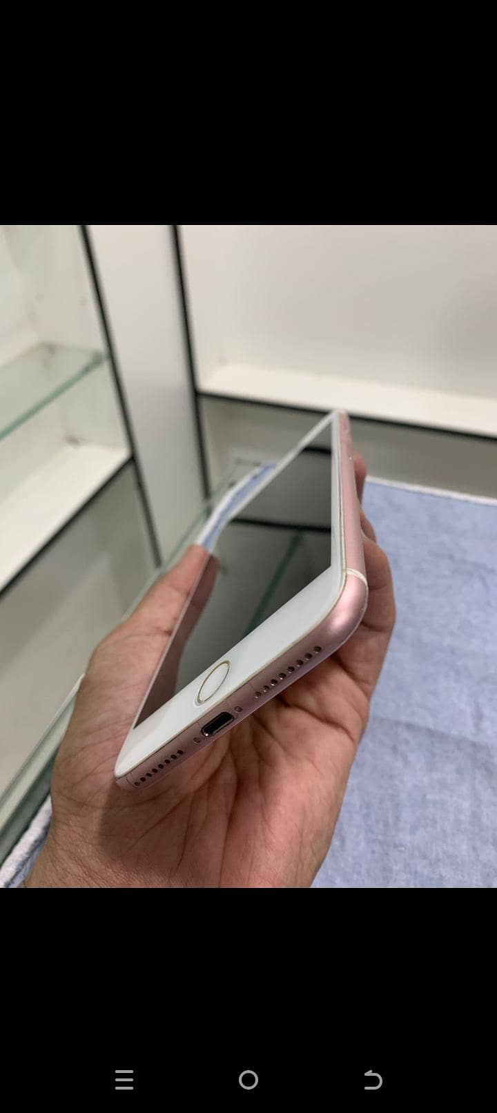 Apple iPhone 7 Plus 4