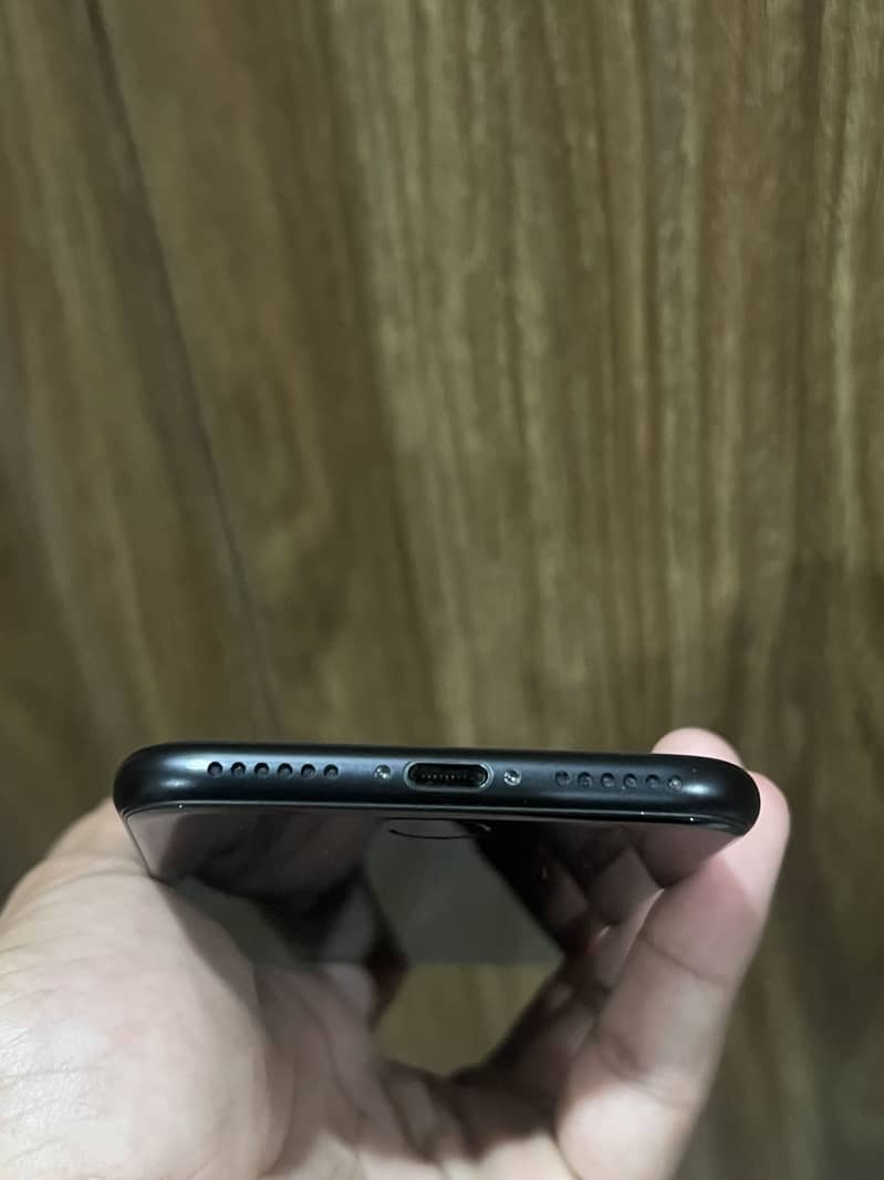 Apple iPhone SE 4