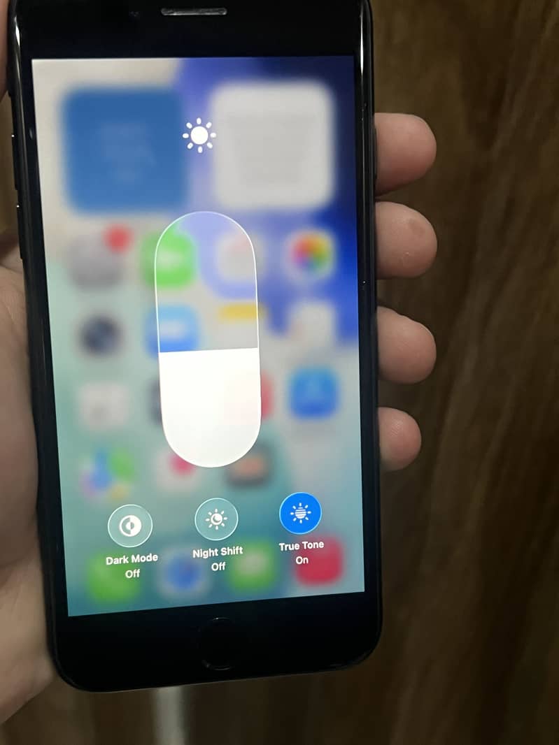 Apple iPhone SE 8