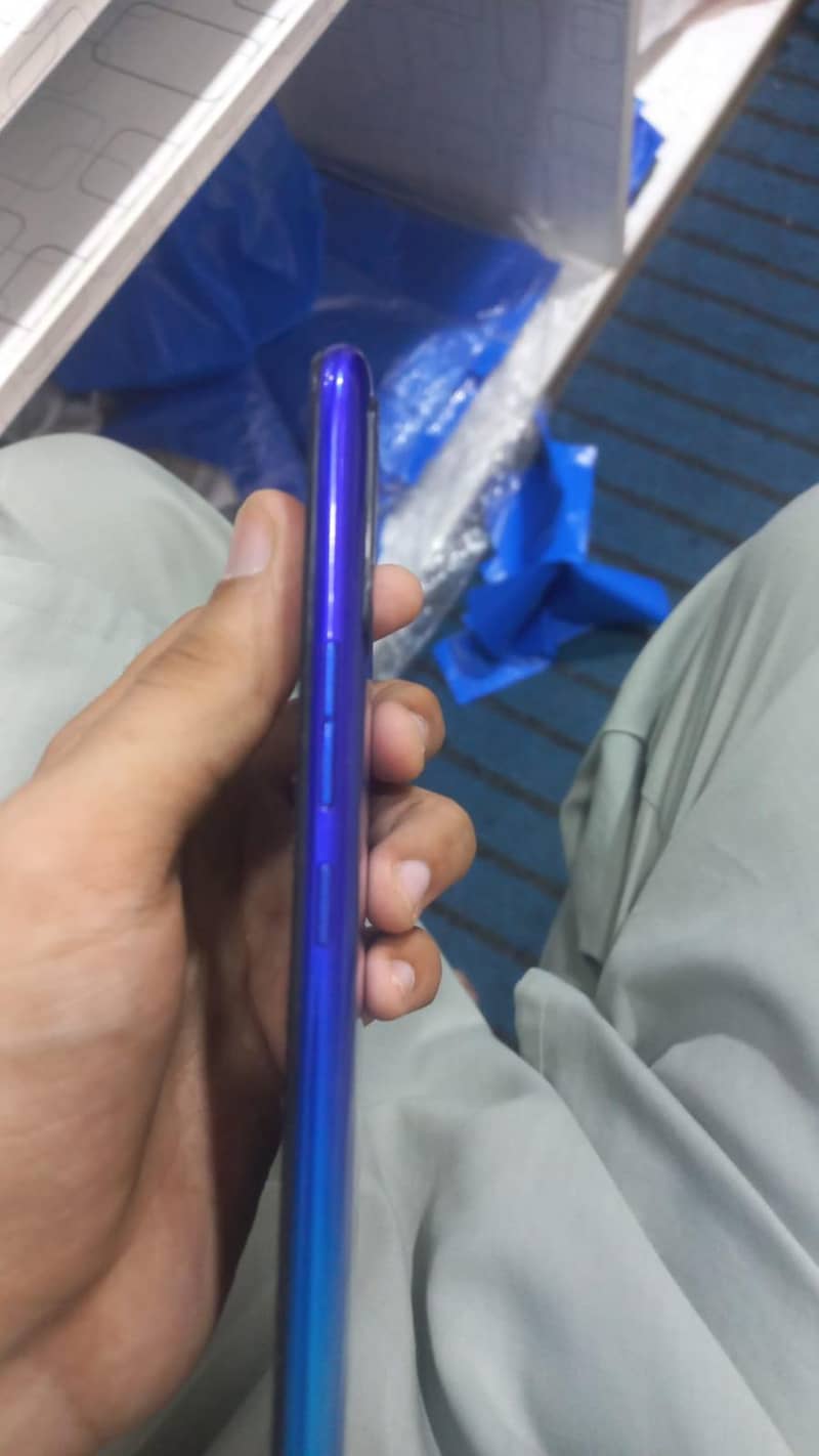 Tecno Spark 4 0