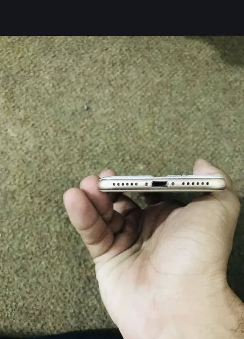 Apple iPhone 8 5