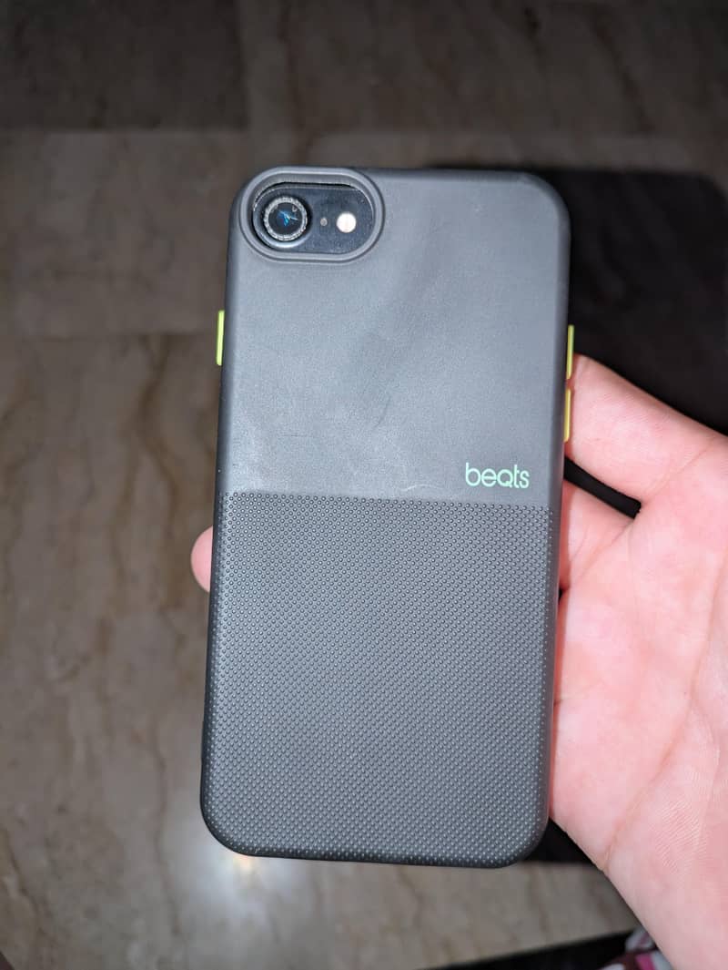 Apple iPhone 7 9