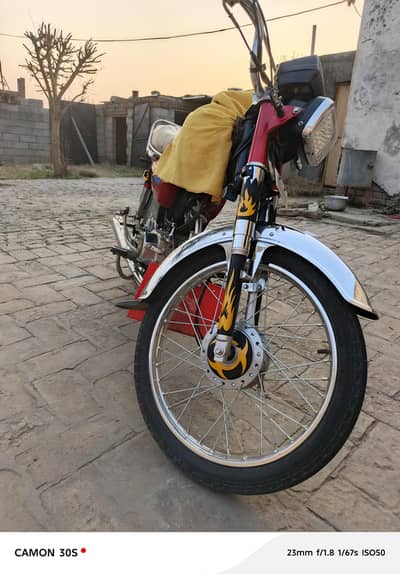 A antique Honda CD 70 bike urgent for sell