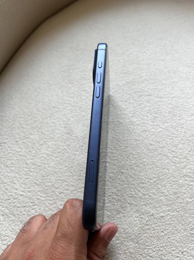 Apple iPhone 17 Pro Max 2