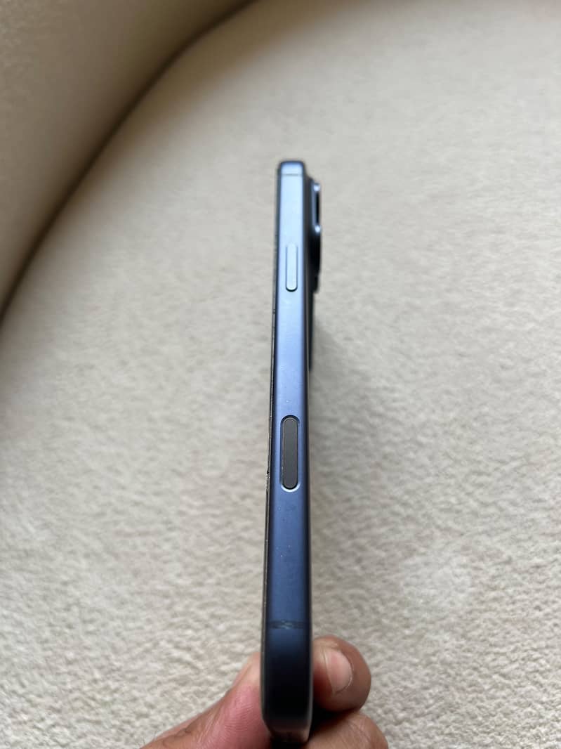 Apple iPhone 17 Pro Max 3
